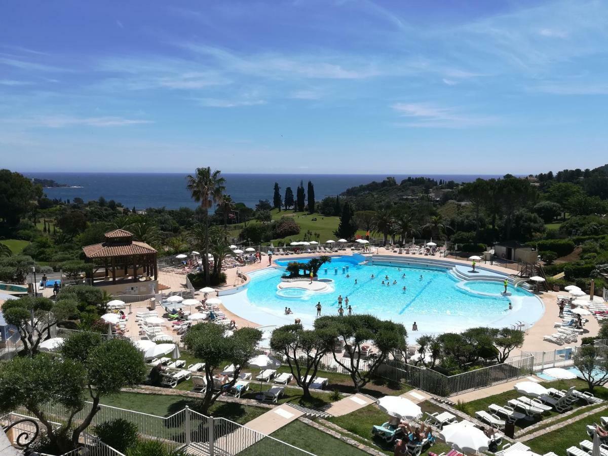 Cap Esterel Appartement Climatise Dans Le Centre Du Village Vacances Drammont Εξωτερικό φωτογραφία
