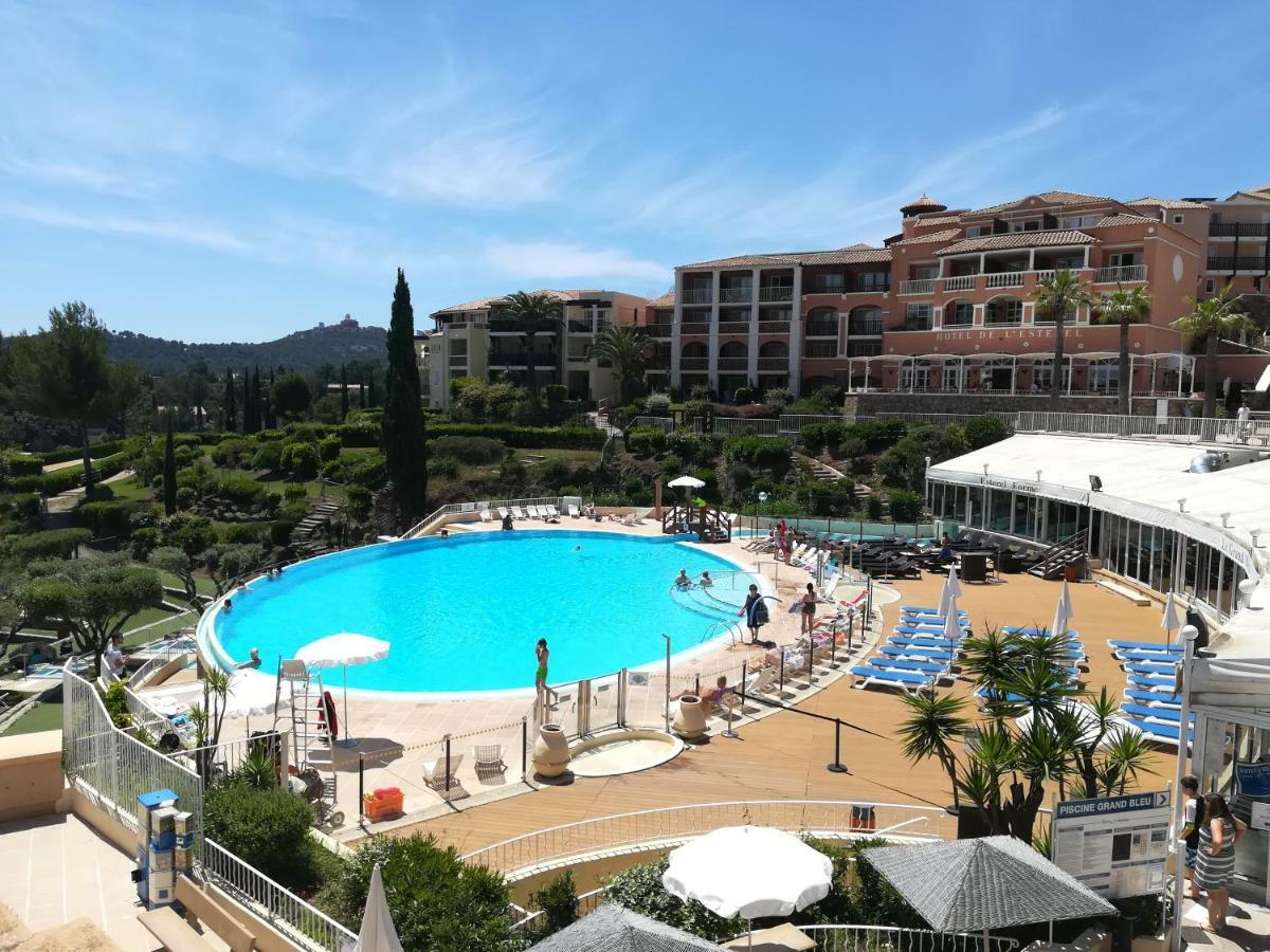 Cap Esterel Appartement Climatise Dans Le Centre Du Village Vacances Drammont Εξωτερικό φωτογραφία