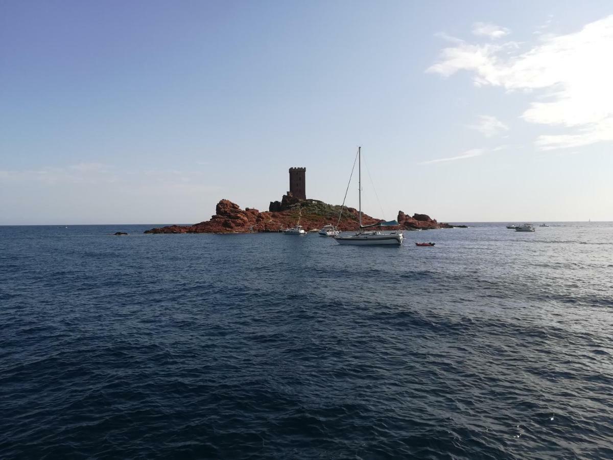 Cap Esterel Appartement Climatise Dans Le Centre Du Village Vacances Drammont Εξωτερικό φωτογραφία