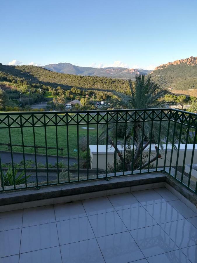 Cap Esterel Appartement Climatise Dans Le Centre Du Village Vacances Drammont Εξωτερικό φωτογραφία