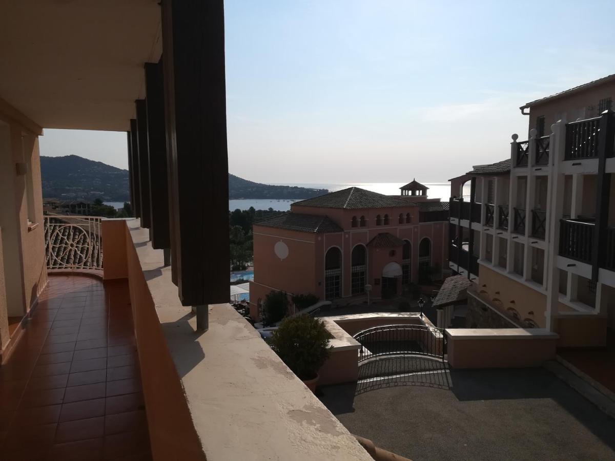Cap Esterel Appartement Climatise Dans Le Centre Du Village Vacances Drammont Εξωτερικό φωτογραφία